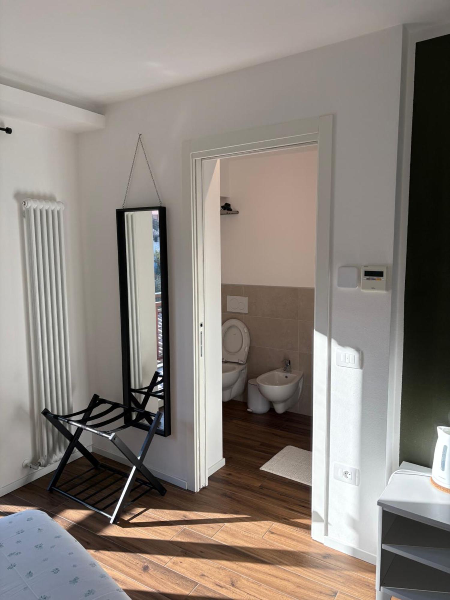 Casa Pitem Bed & Breakfast Torbole Sul Garda Стая снимка