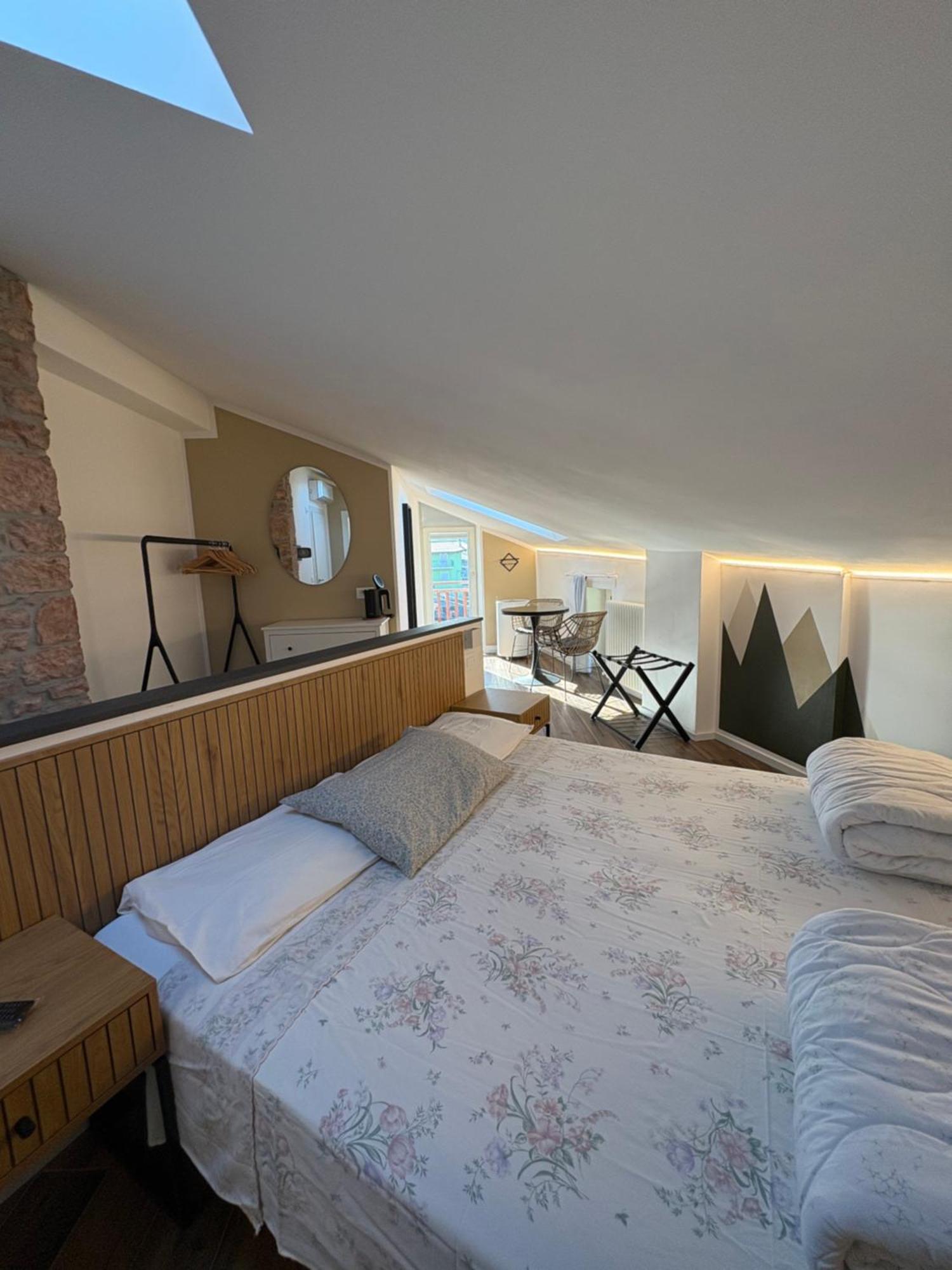 Casa Pitem Bed & Breakfast Torbole Sul Garda Стая снимка