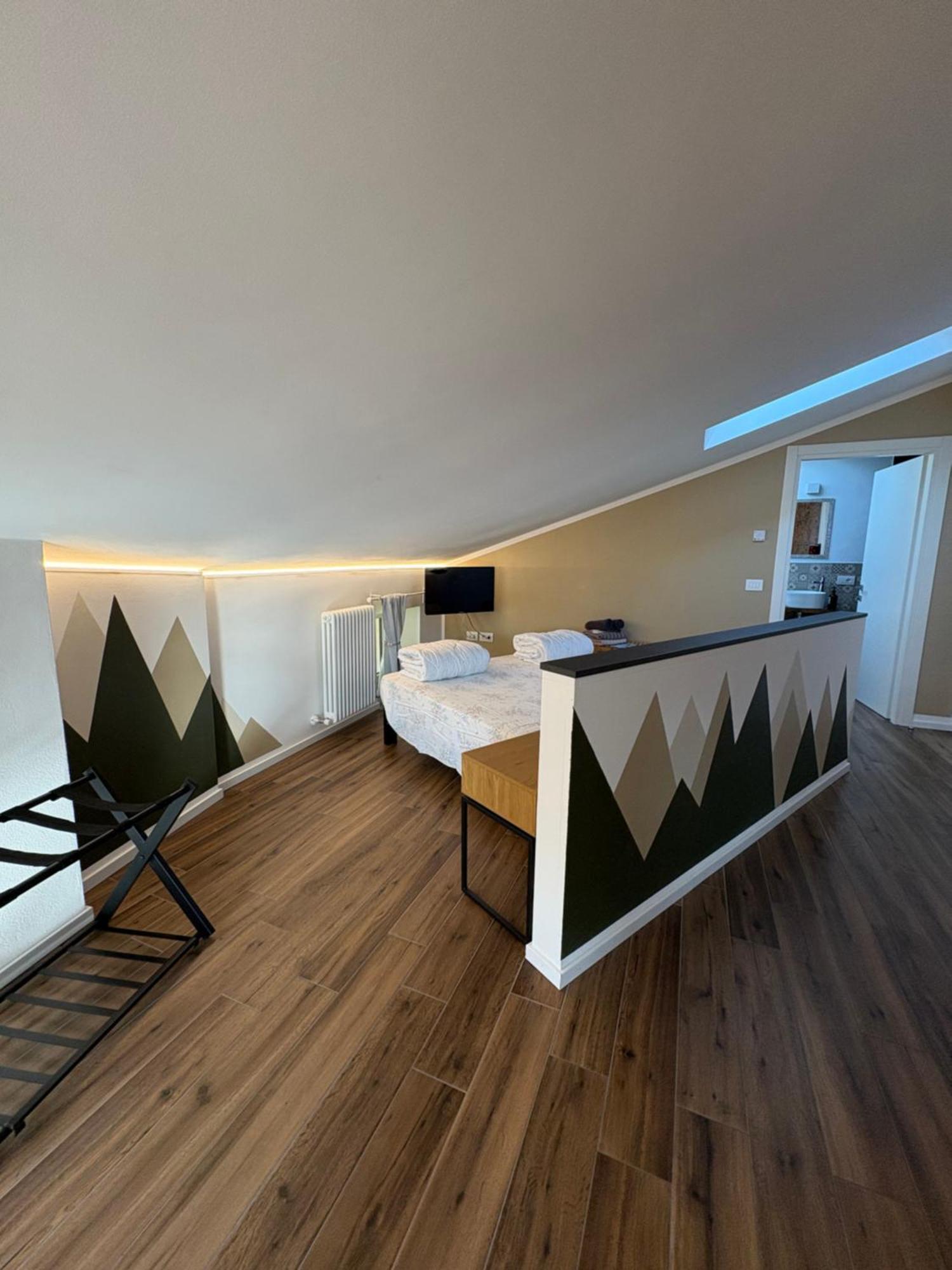 Casa Pitem Bed & Breakfast Torbole Sul Garda Стая снимка