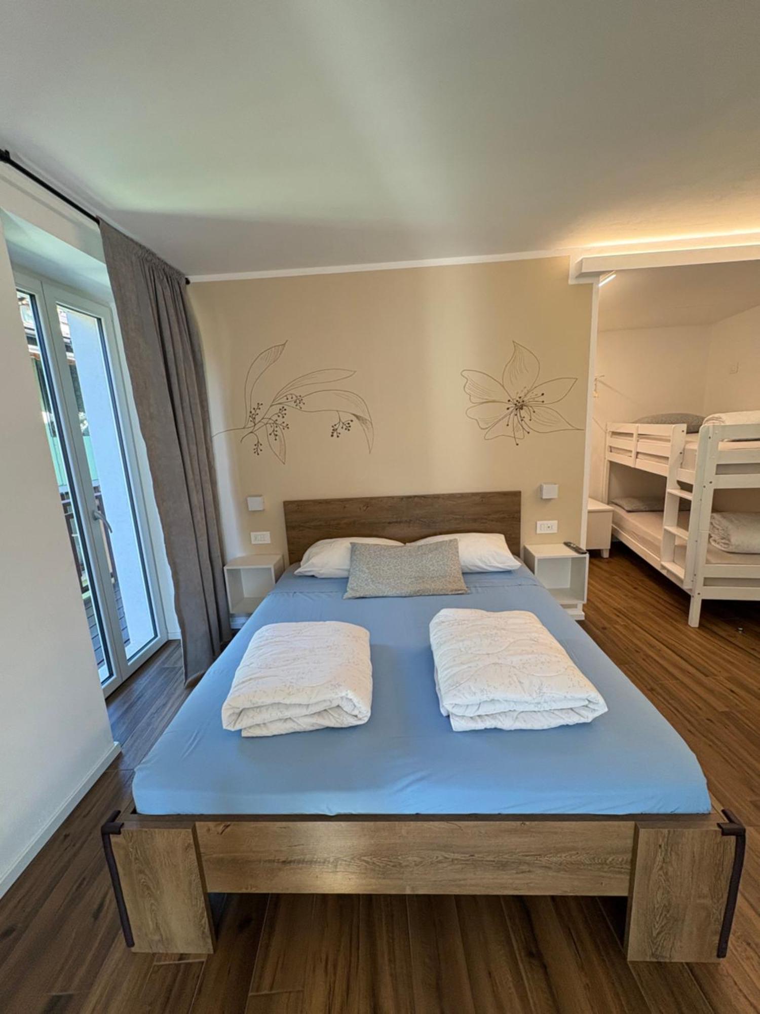 Casa Pitem Bed & Breakfast Torbole Sul Garda Стая снимка