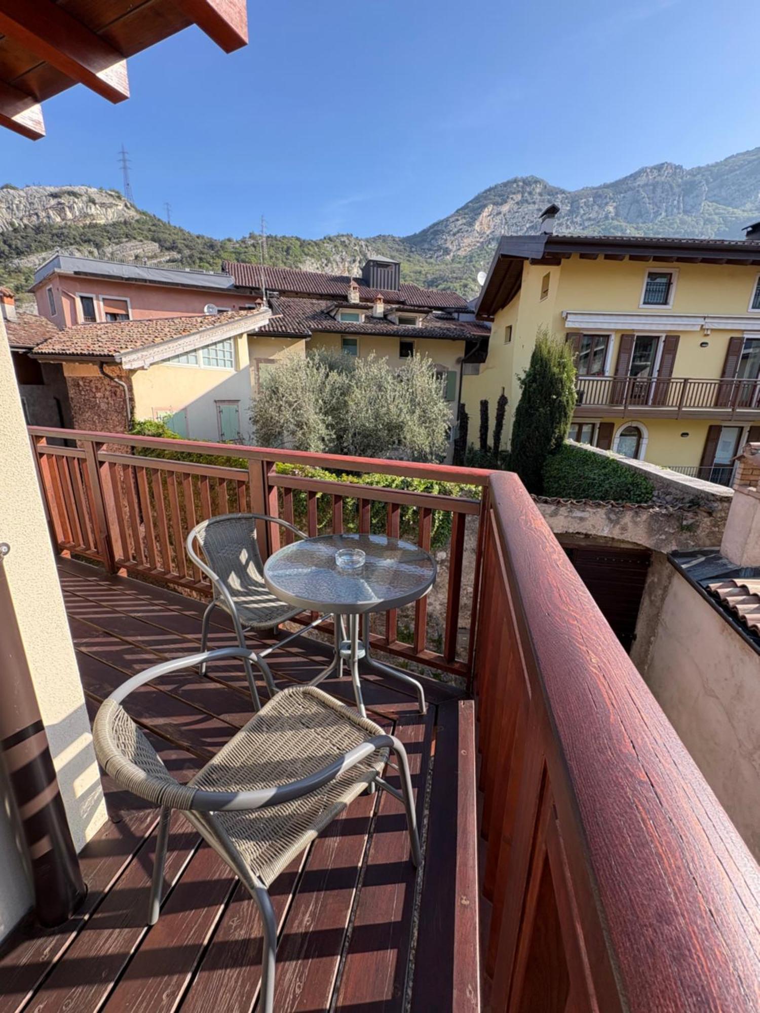 Casa Pitem Bed & Breakfast Torbole Sul Garda Стая снимка
